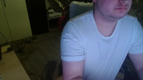 Snapshot of _kitsu_ chatting on November 1, 6:01 am _kitsu_ online show from November 1, 6:01 am