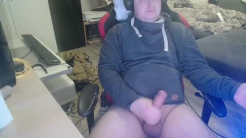 Snapshot of _kitsu_ chatting on February 10, 3:53 pm _kitsu_ online show from February 10, 3:53 pm