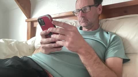 Kiwi online show from February 1, 7:55 pm