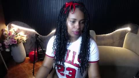 _kristen_1_ online show from May 20, 1:39 pm