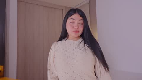 Alejandra suescun online show from February 4, 12:40 am