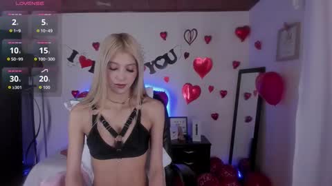 Lia online show from February 18, 3:56 pm