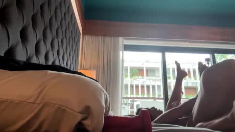 Snapshot of _littlewolfie_ chatting on December 16, 7:54 pm Little Wolfie online show from December 16, 7:54 pm