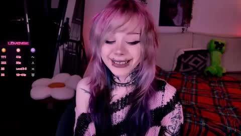 Lolly online show from November 3, 11:22 am