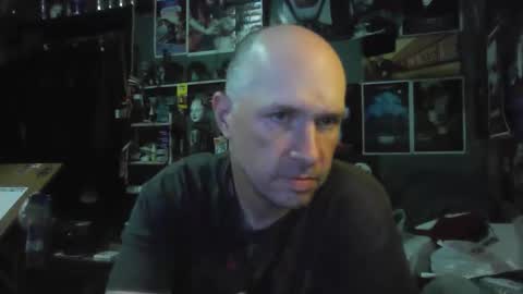 That guy online show from April 19, 10:34 pm