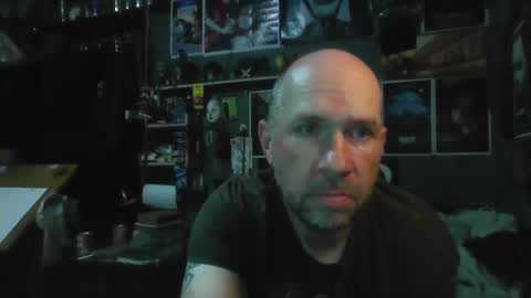 That guy online show from March 9, 4:28 am