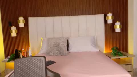 Luisa merrid online show from March 8, 3:43 am