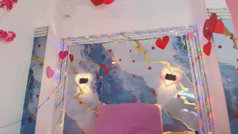 Lorrayne online show from February 25, 12:09 pm