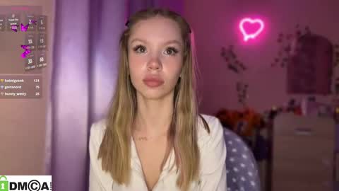 Snapshot of _love_me_again chatting on October 9, 1:11 am Katie online show from October 9, 1:11 am