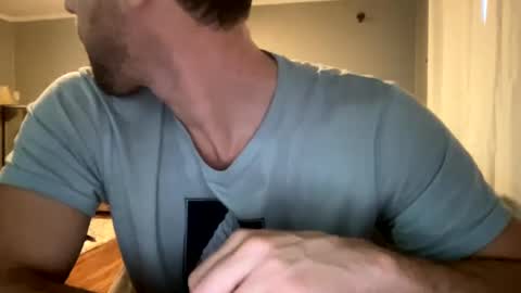 _lululeo_ online show from December 1, 10:34 pm