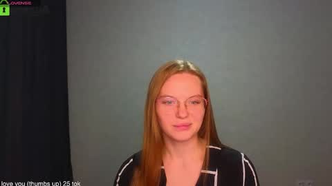 Snapshot of _lysafeta_ chatting on September 29, 6:29 pm Welcome guys  Pleasure to see you all here  My name is Lysafeta and MichaelaTip menu is active Private is open  online show from September 29, 6:29 pm