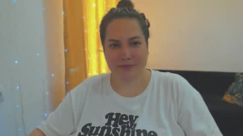 Snapshot of _madalexa_ chatting on October 9, 8:53 am Alexa online show from October 9, 8:53 am