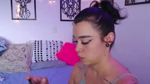 Marce  online show from March 9, 10:41 pm