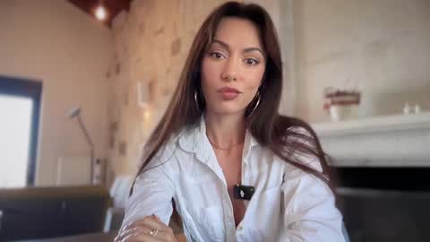 Snapshot of _mariarty_ chatting on October 1, 10:36 am Marie - -25 discount online show from October 1, 10:36 am