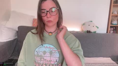 Meg online show from April 16, 8:36 am