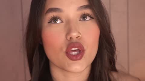     online show from February 6, 7:40 pm