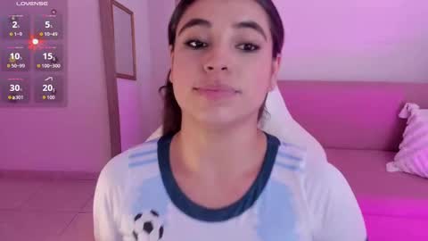  MIa blue 18  online show from November 7, 7:05 pm