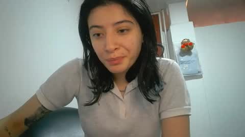 Mia-foster online show from January 16, 8:07 pm