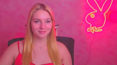 Melanie online show from February 17, 3:44 pm