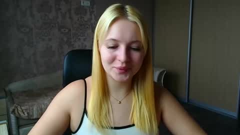 Melanie online show from March 28, 12:50 pm