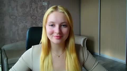 Melanie online show from June 4, 2:45 pm