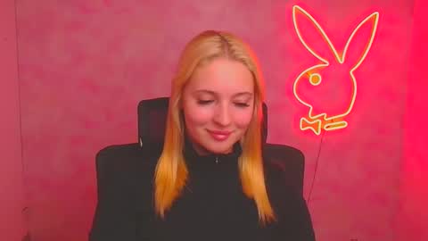 Melanie online show from October 2, 1:32 pm