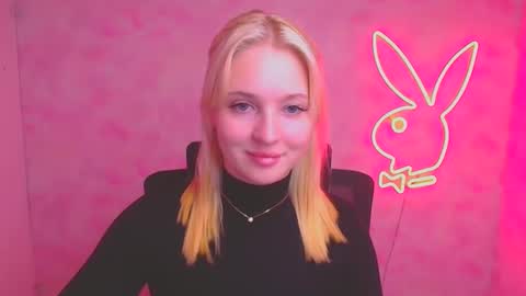 Melanie online show from September 18, 11:36 am