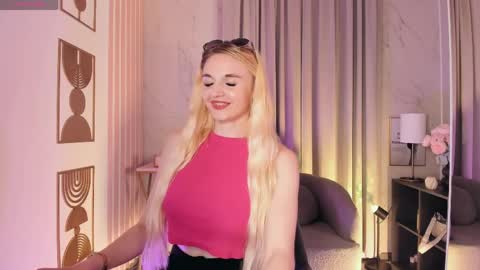 Mila online show from June 8, 1:28 am