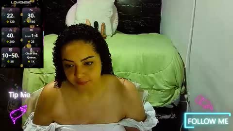 _milf_naughty online show from March 27, 11:55 am