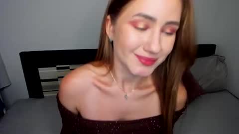 _mirielle_ online show from July 6, 1:57 am