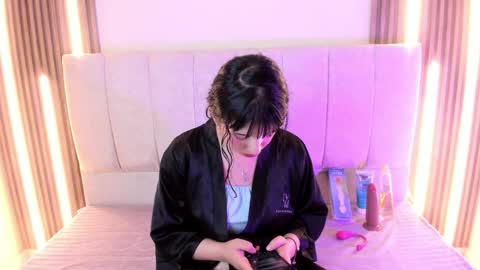 _mishell22 online show from April 15, 7:58 pm