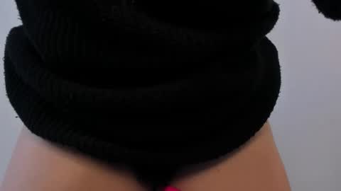 _miss_coco_ online show from October 1, 12:59 pm