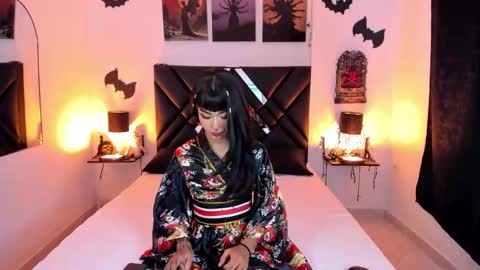 mizuki  online show from November 18, 10:24 pm