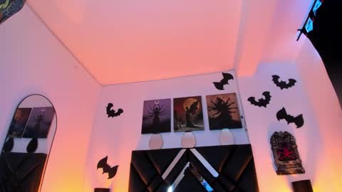 mizuki  online show from February 24, 6:11 pm