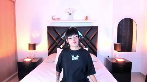 mizuki  online show from March 17, 3:28 pm