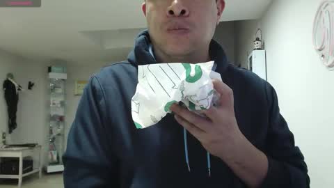 Panda  online show from October 16, 2:33 am