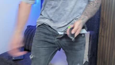 _mrcock_ online show from June 7, 5:45 am