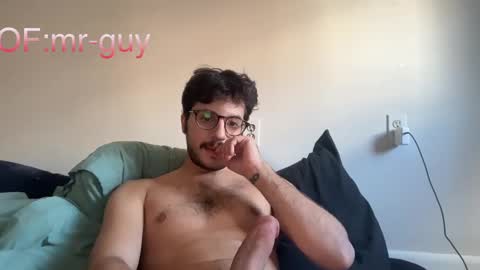 _mrguy_ online show from November 8, 8:01 pm