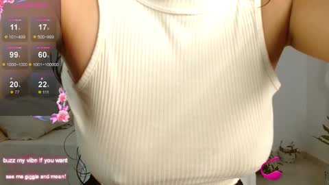 Snapshot of _nayade_ chatting on September 21, 11:31 pm _nayade_ online show from September 21, 11:31 pm