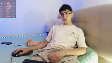 Nicolas online show from December 14, 10:16 pm