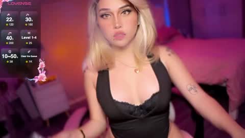 Lily online show from December 21, 6:47 pm