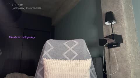 Mikayla online show from November 11, 6:54 pm