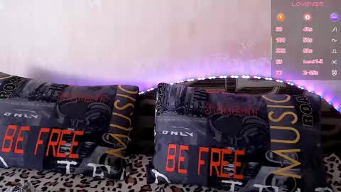Snapshot of _pando4ka_ chatting on September 27, 8:12 am pando4ka online show from September 27, 8:12 am