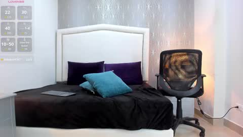  peach1  online show from February 18, 11:43 am