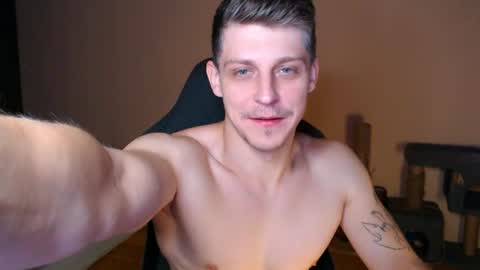 Vampire online show from August 6, 5:49 am