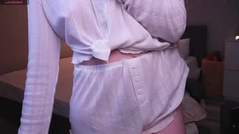 Rina online show from April 11, 7:45 am