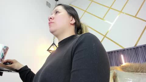 rebecca online show from January 8, 4:02 pm