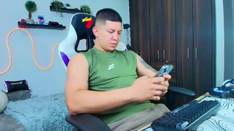 Roberto online show from February 10, 12:39 pm