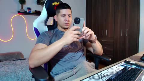 Roberto online show from February 18, 12:39 pm