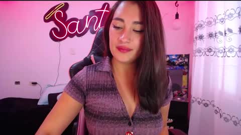  SantaLove  online show from February 16, 7:27 pm